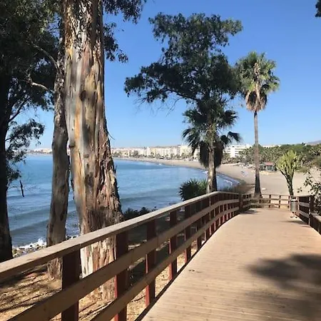 Puerto Ideal Location